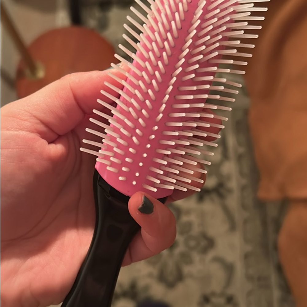 Curl Defining Brush